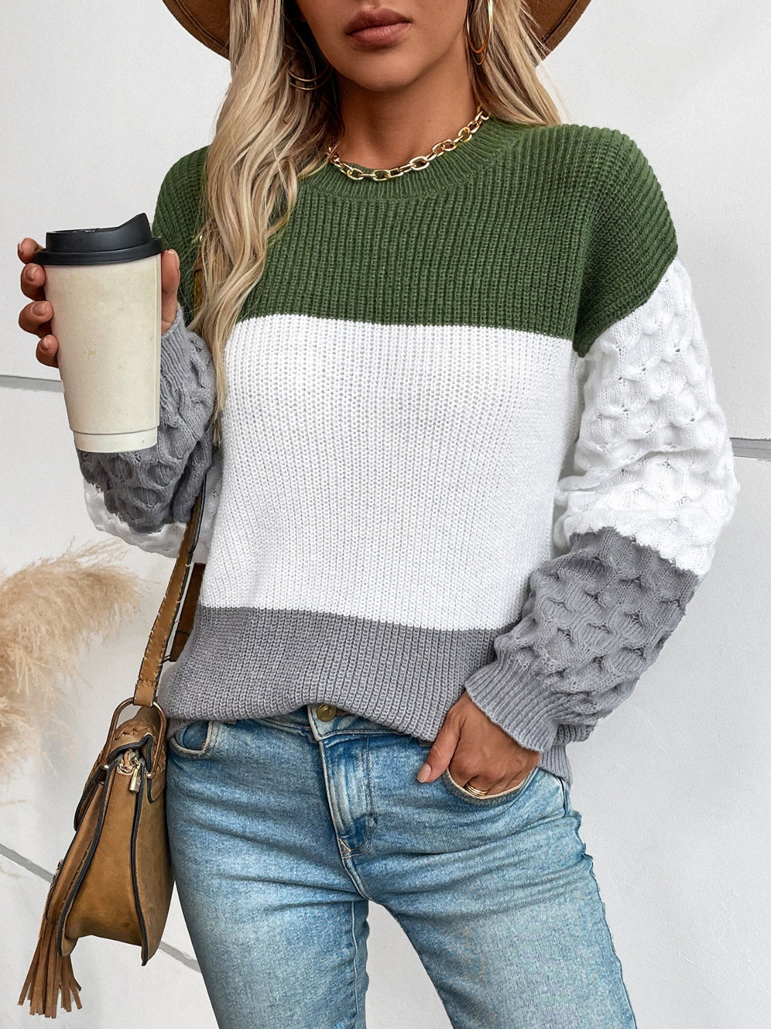 Women's Color Block Round Neck Long Sleeve Sweater in Women's Clothing